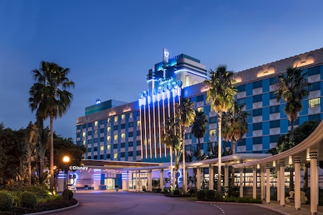 Fachada de la propiedad. Disney's Hollywood Hotel