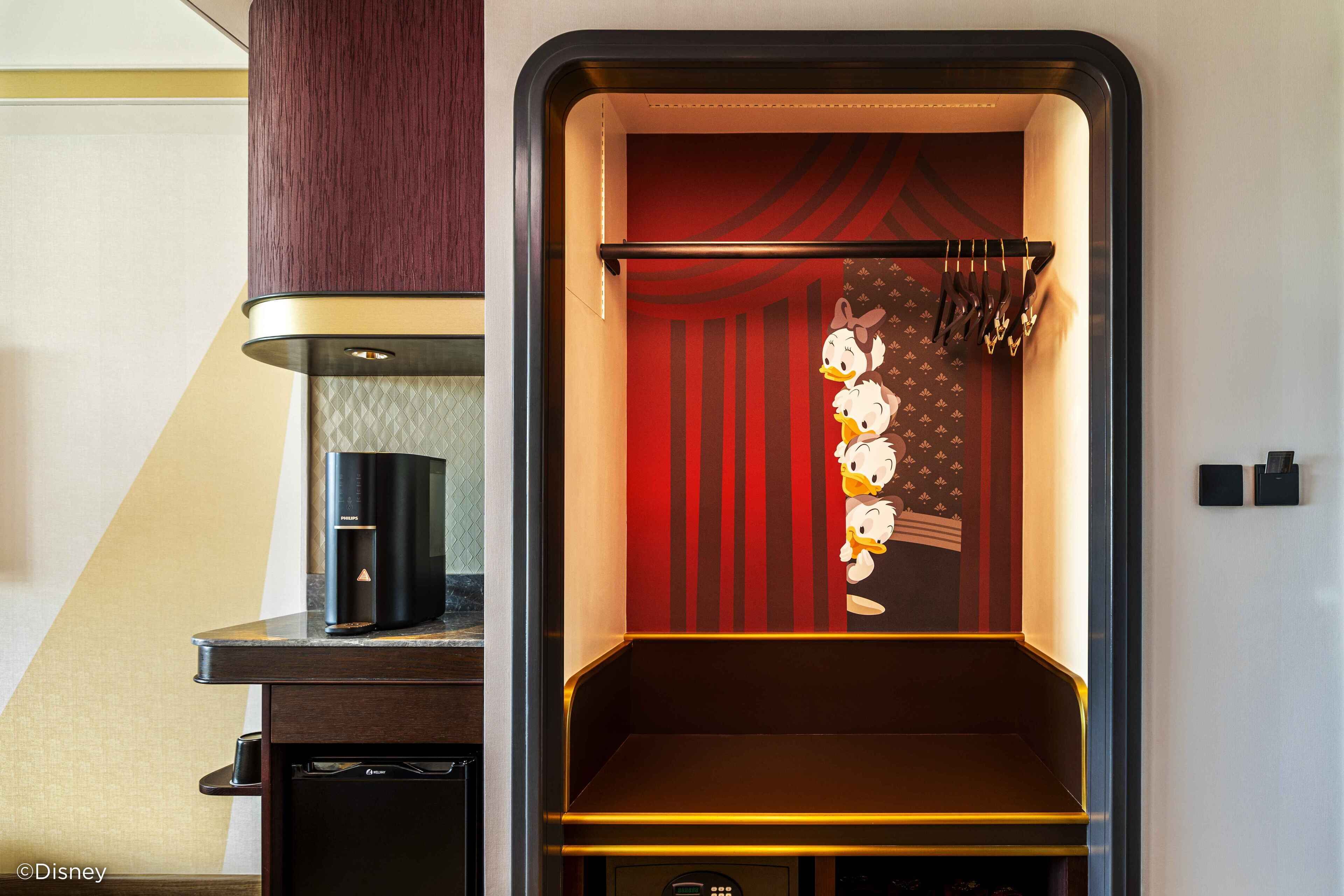 1 bedroom, minibar, in-room safe, desk