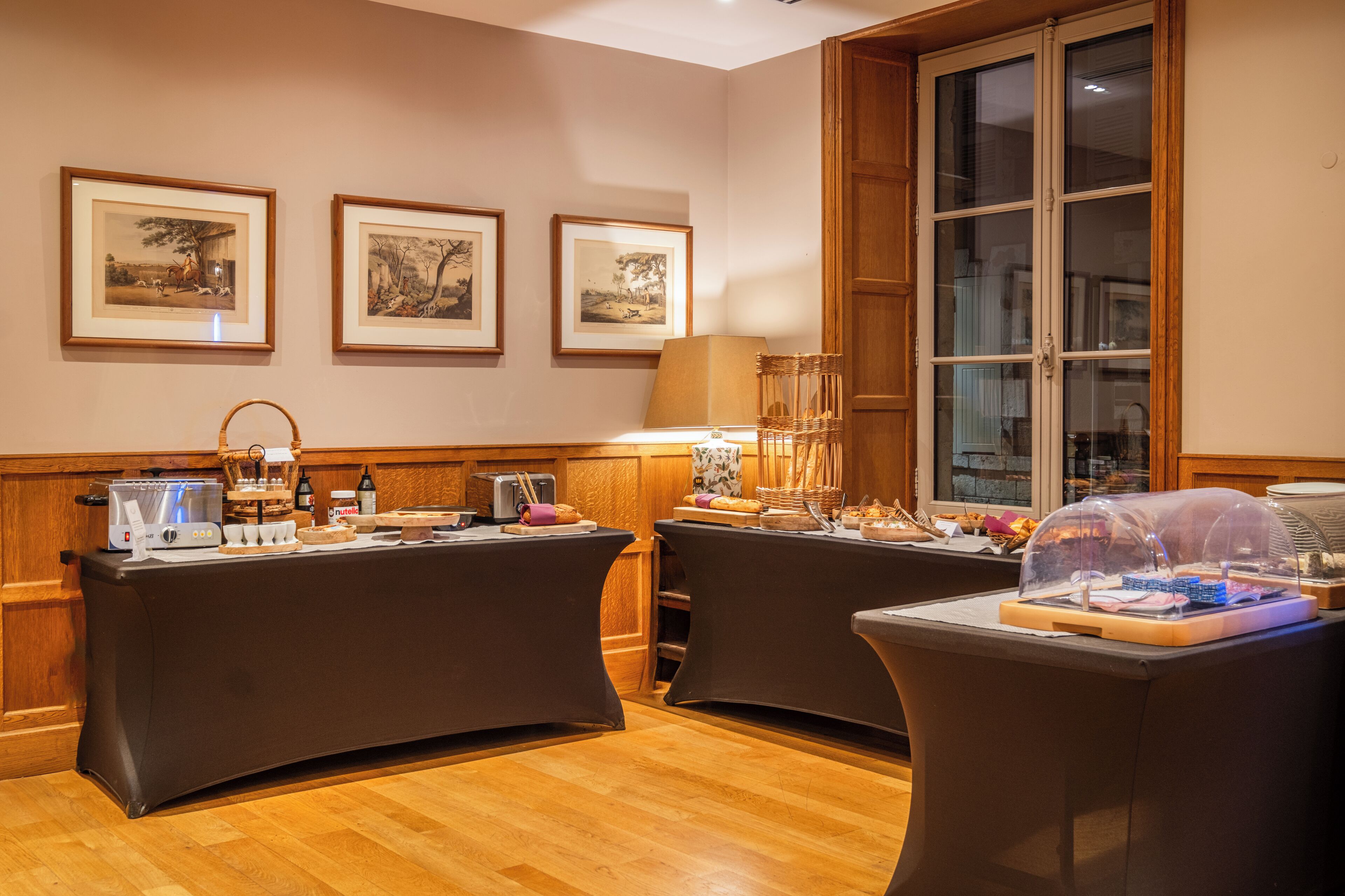 Dagelijks ontbijtbuffet (EUR 16 per persoon)