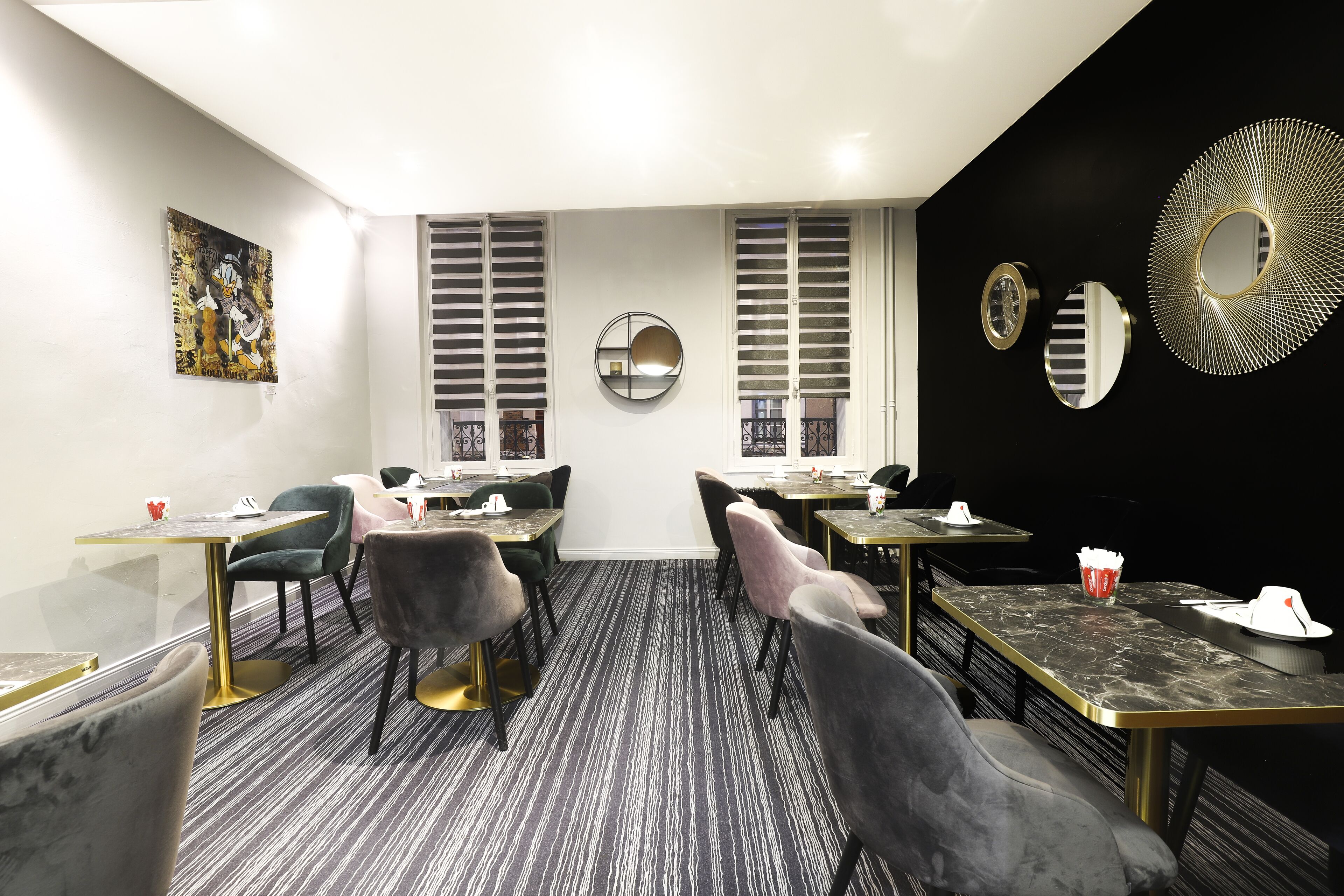 daily buffet breakfast (eur 11 per person)