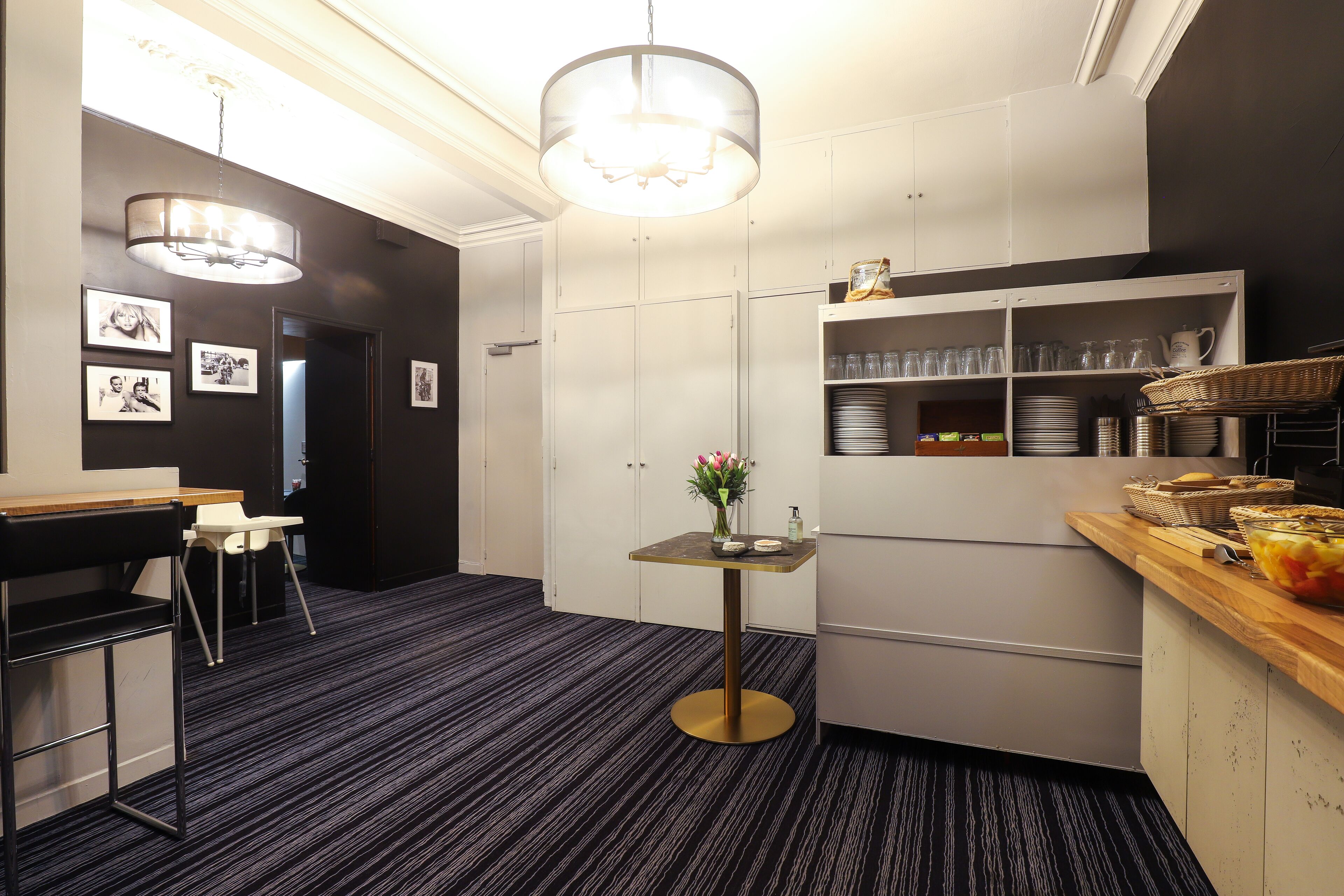 daily buffet breakfast (eur 11 per person)