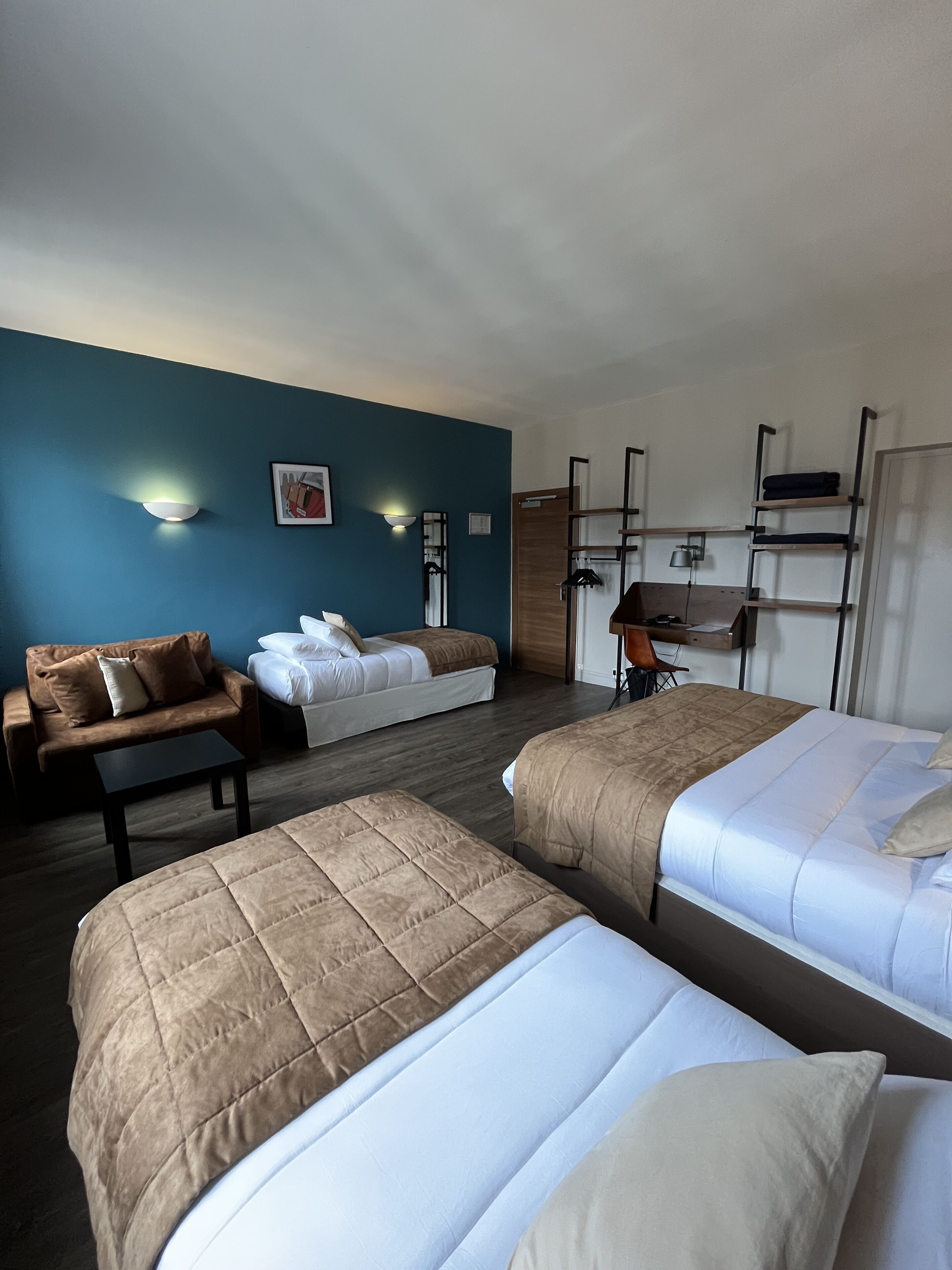 family room (5 people) | 2 bedrooms, premium bedding, in-room safe, individually decorated