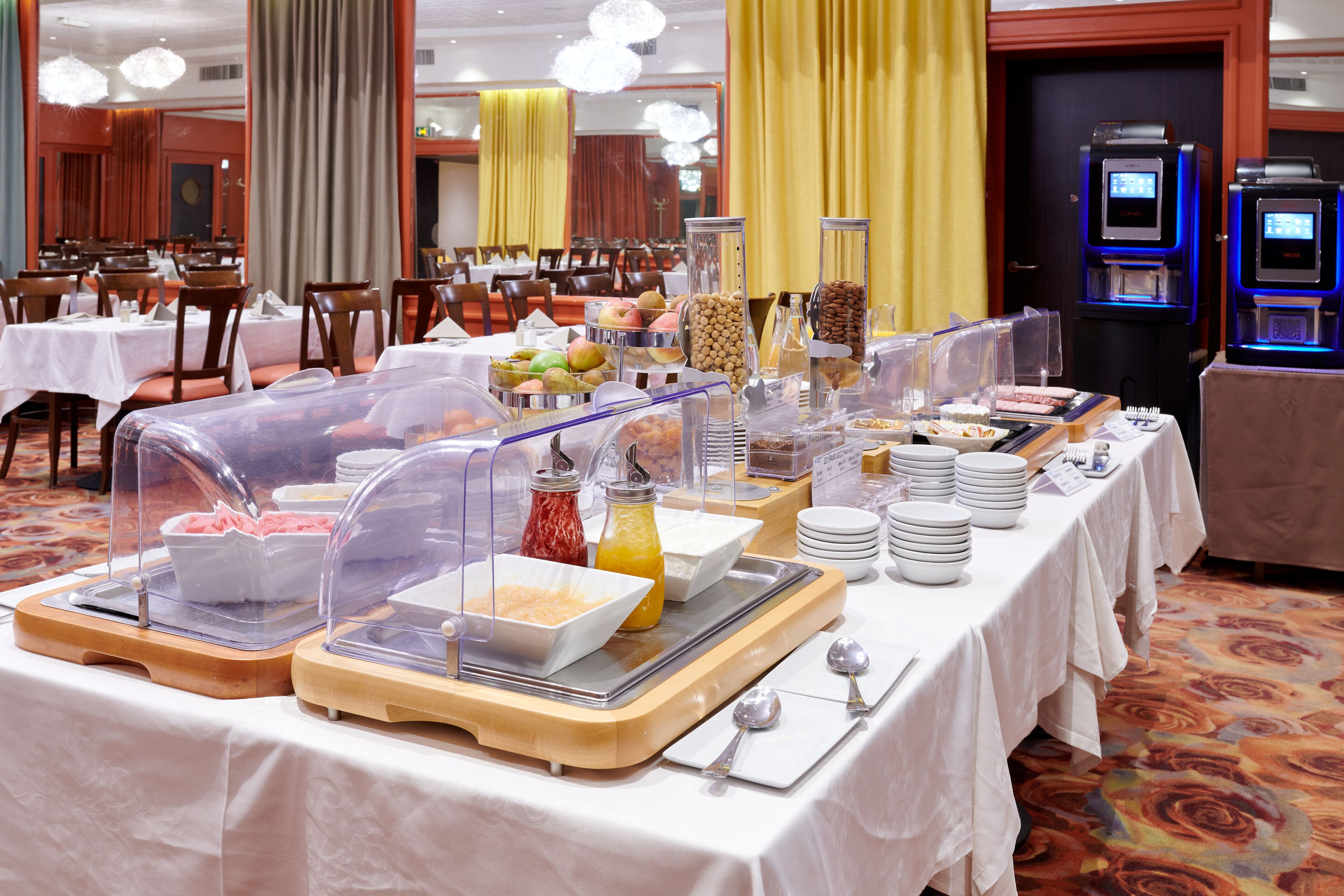 daily buffet breakfast (eur 19 per person)