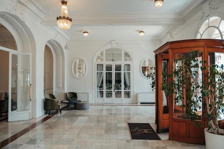 Reception. Hôtel Vacances Bleues Le Royal