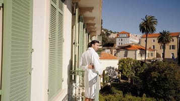 Quarto superior, sacada | Sacada