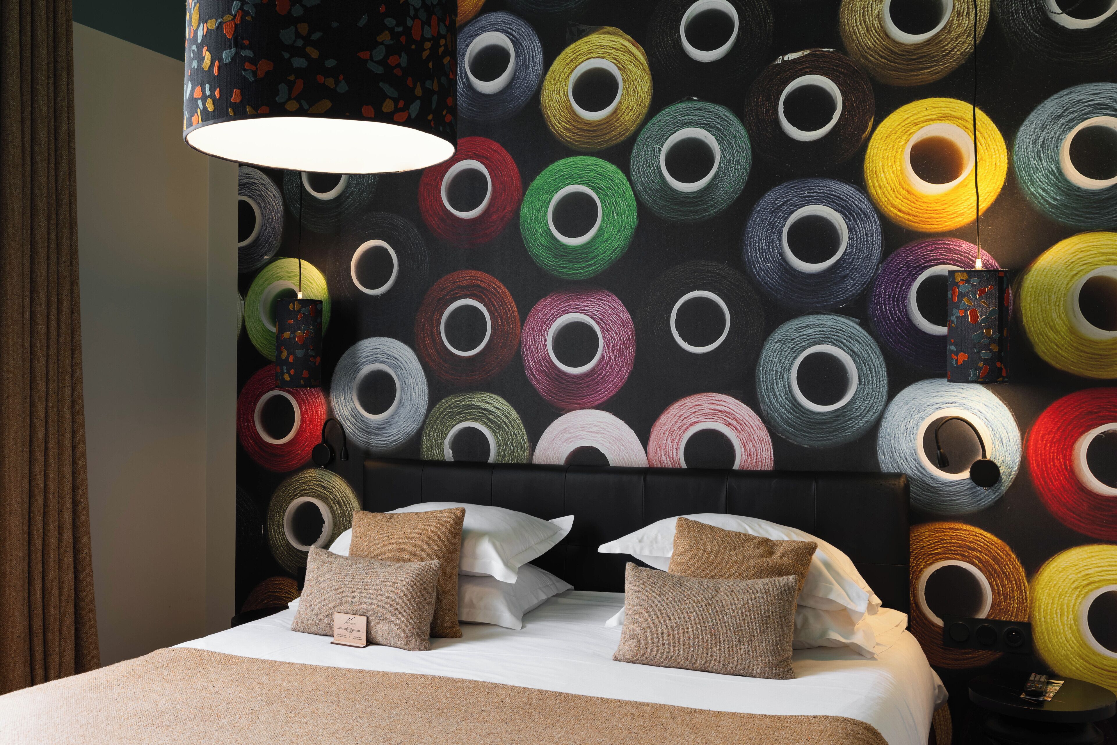 Classic-værelse (Atelier) | Minibar, pengeskab på værelset, mørklægningsgardiner, lydisolering