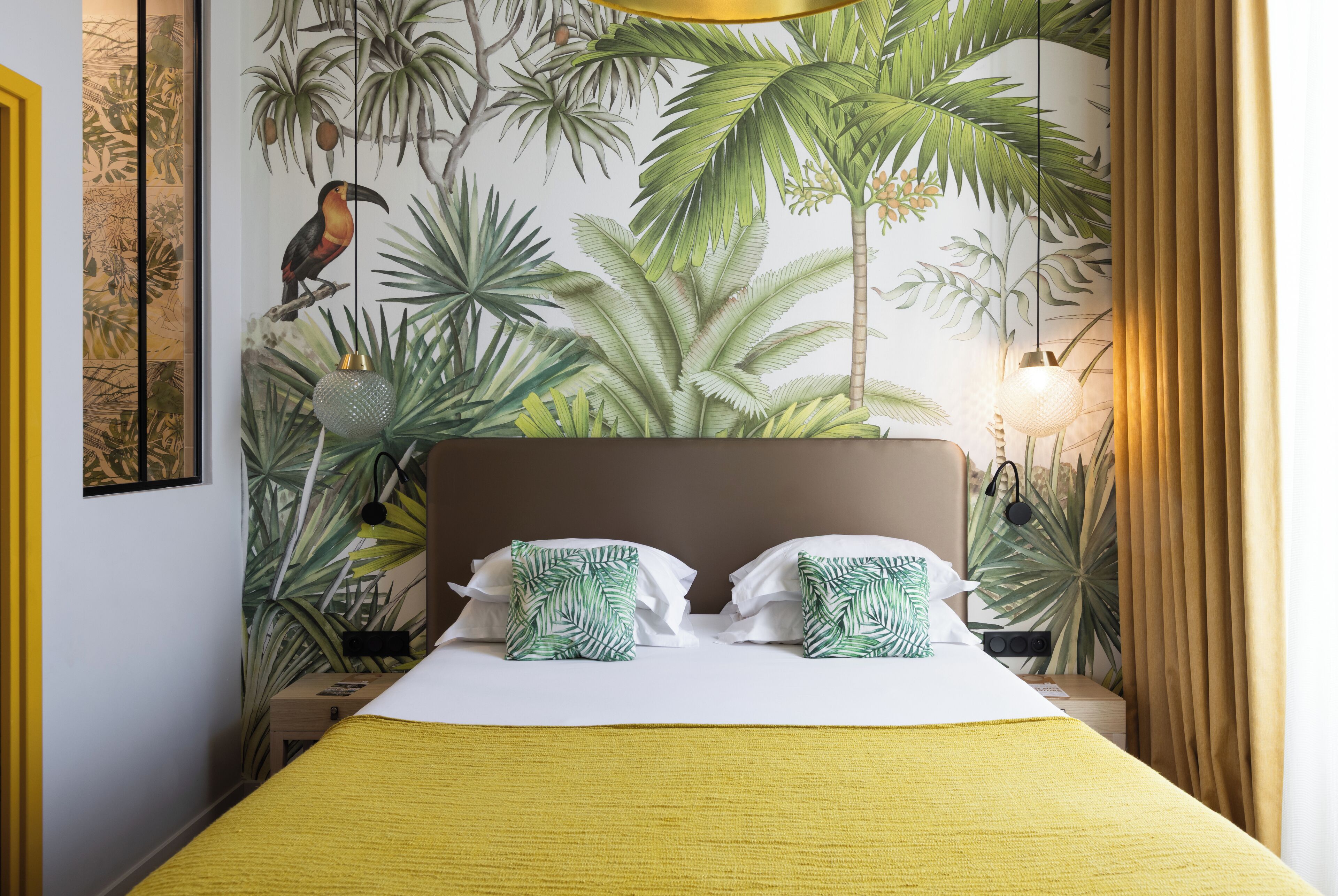 Superior-værelse - balkon | Minibar, pengeskab på værelset, mørklægningsgardiner, lydisolering