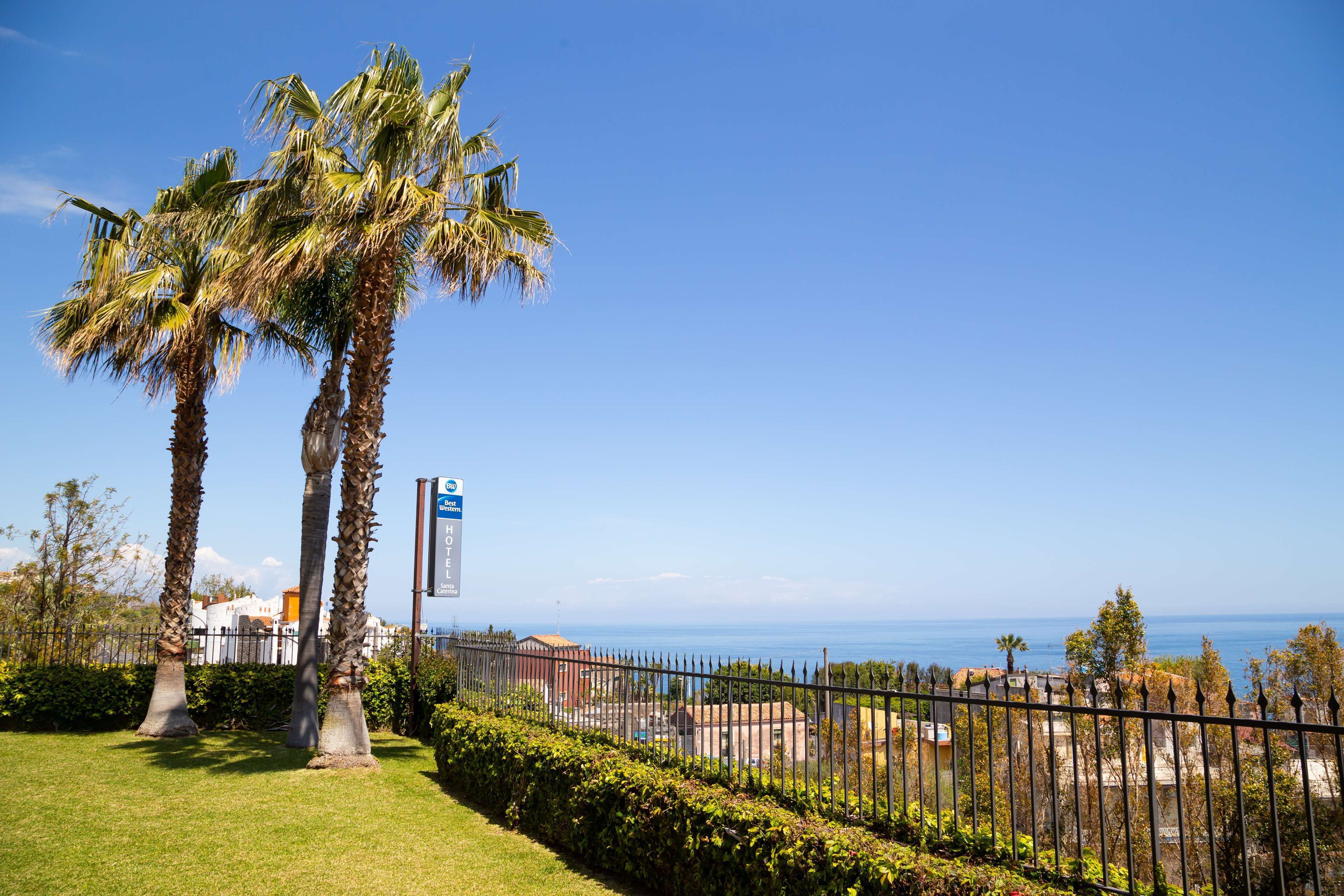 standard room, 1 queen bed (twin bed on request) | view from room