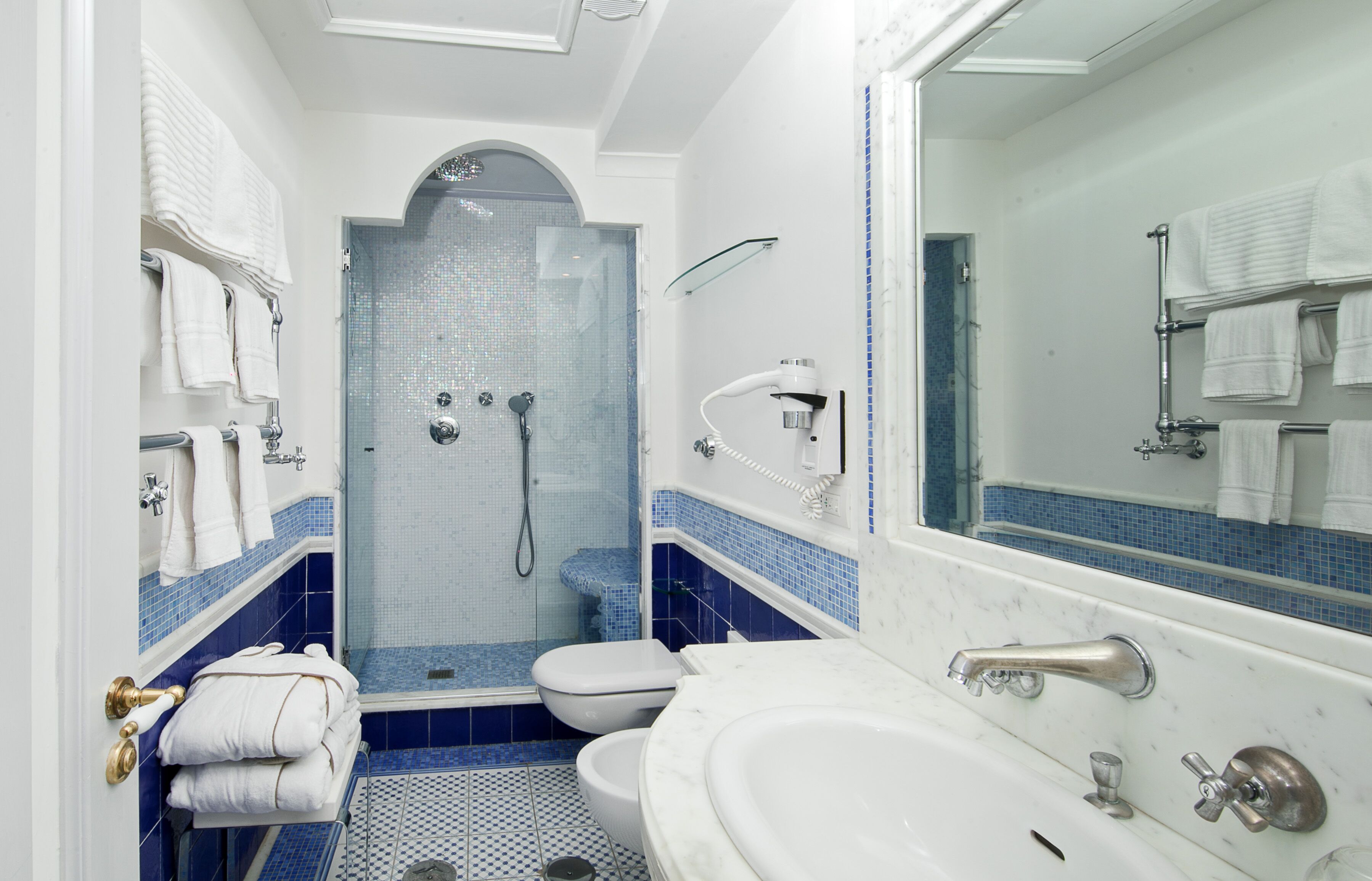 shower, free toiletries, hair dryer, bathrobes