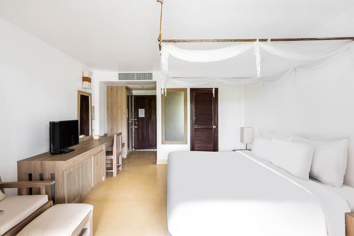 AANA Deluxe Double or Twin Room | 1 間睡房、高級寢具、房內夾萬、書桌