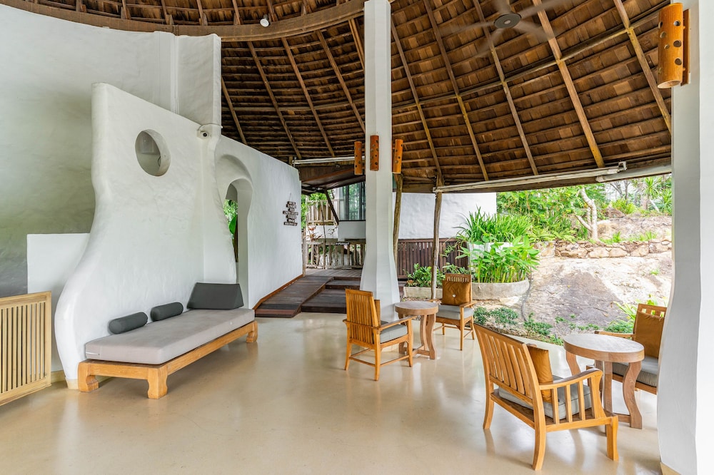 Aana Resort & Spa Koh Chang by null