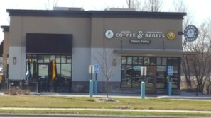 Exterior - Travelers Lodge Motel Marshall (Marshall)