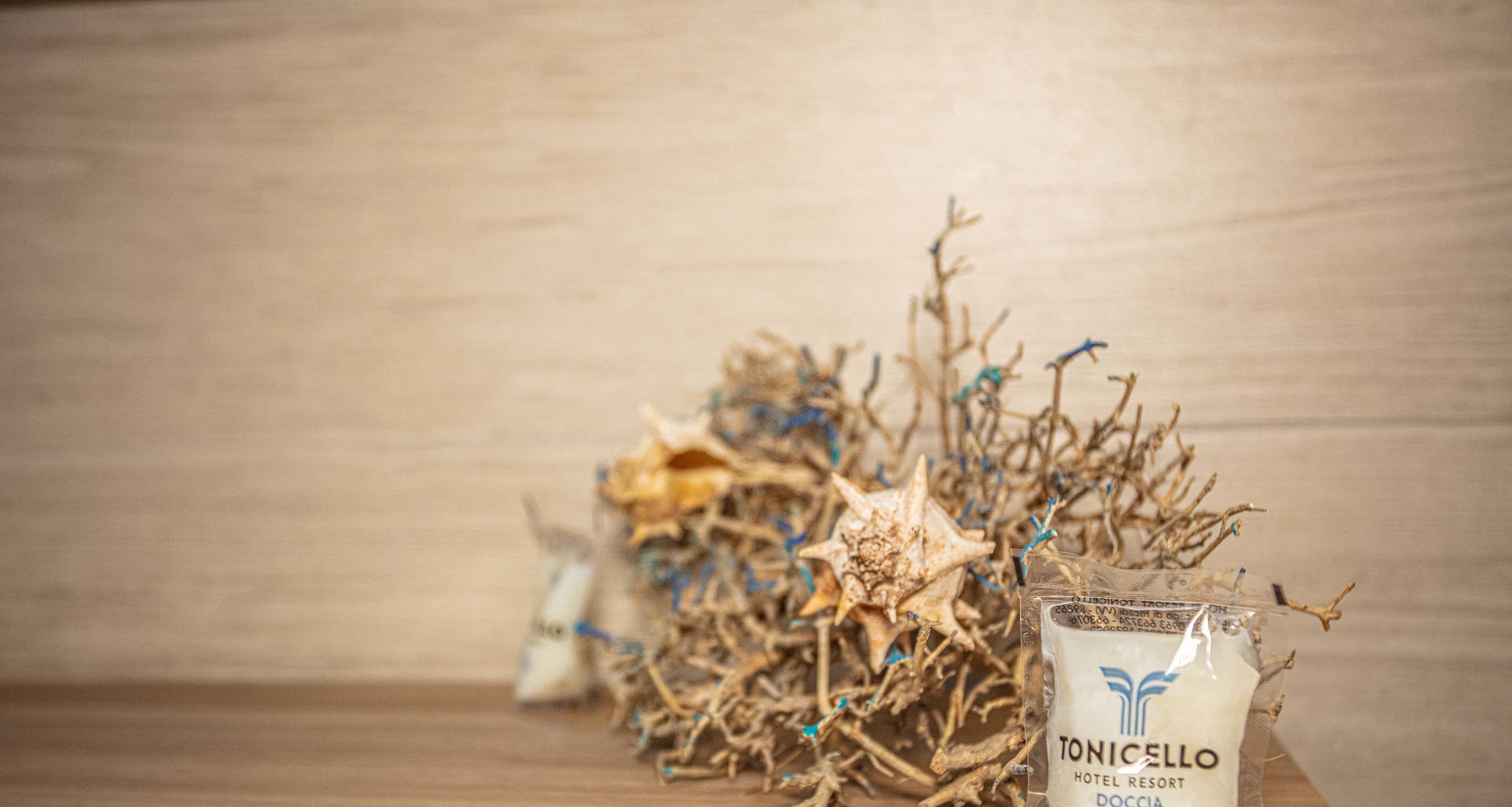 junior studio suite, 1 double or 2 single beds | bathroom amenities | shower, free toiletries, slippers, bidet