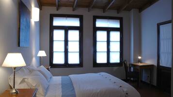 Down duvets, in-room safe, free WiFi, bed sheets