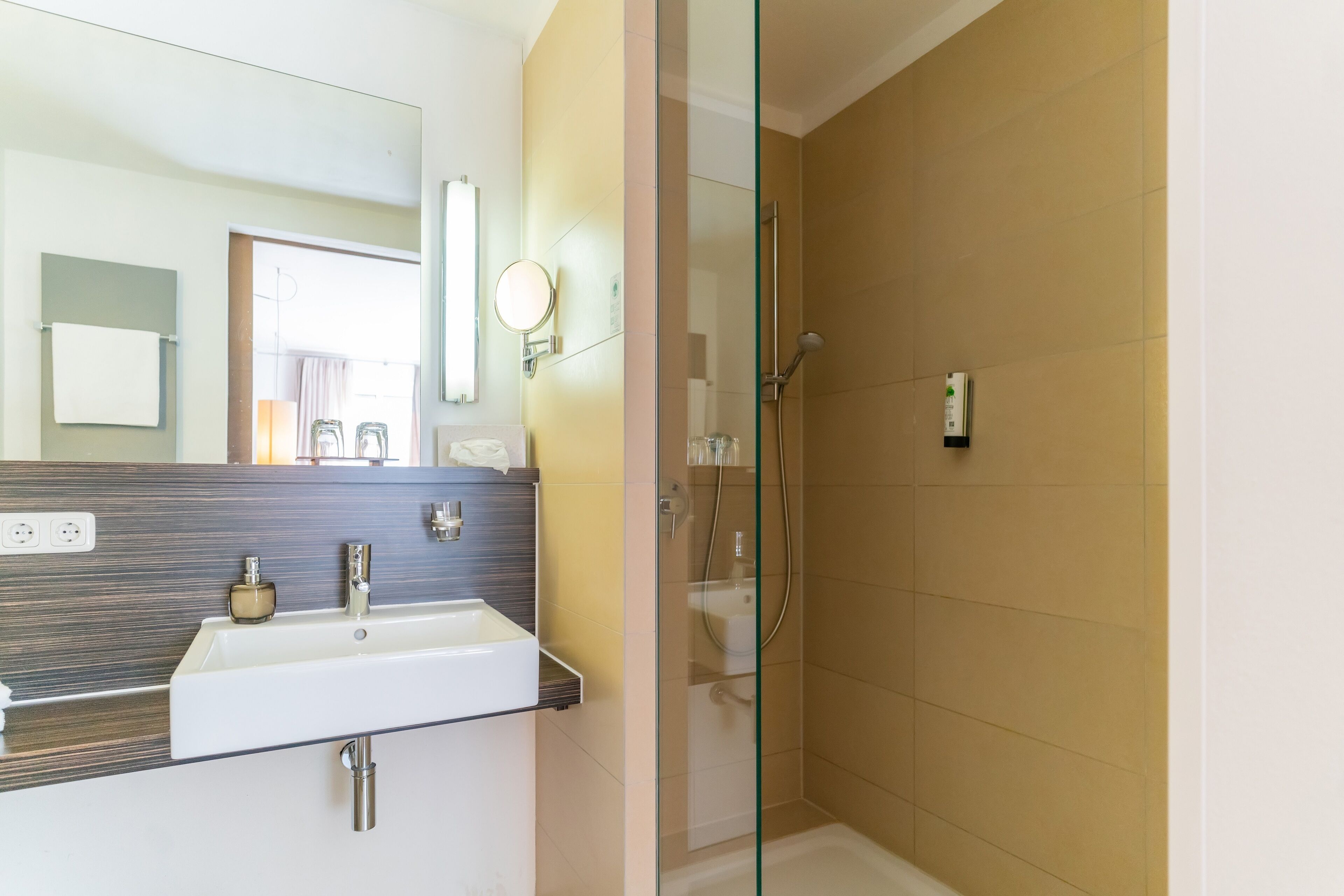 comfort triple room | bathroom | free toiletries, hair dryer, towels