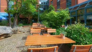 Frühstück und Abendessen