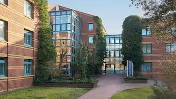 Standardzimmer, 1 King-Bett, Gartenblick | Terrasse/Patio