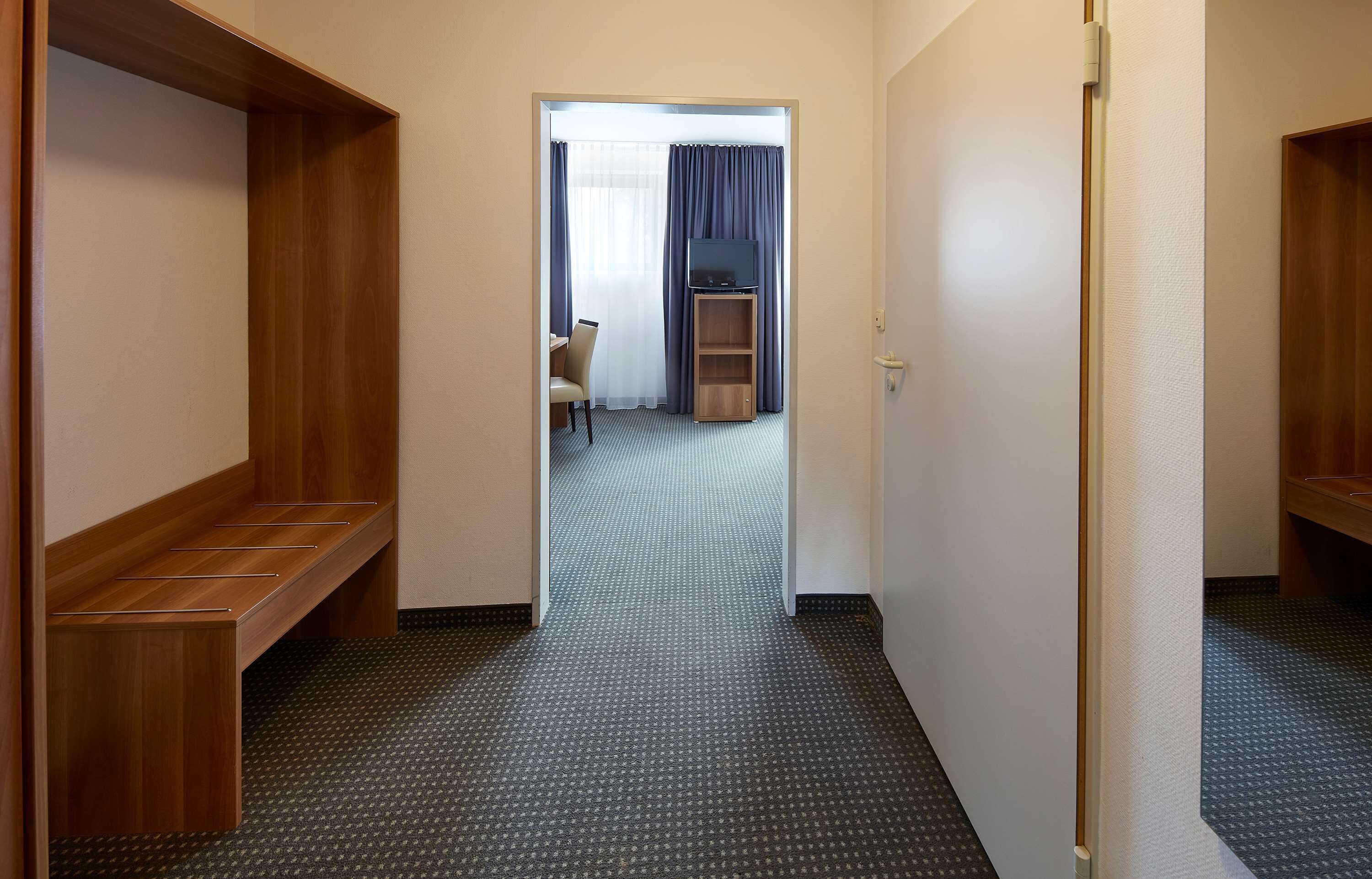 in-room safe, desk, soundproofing, free cots/infant beds