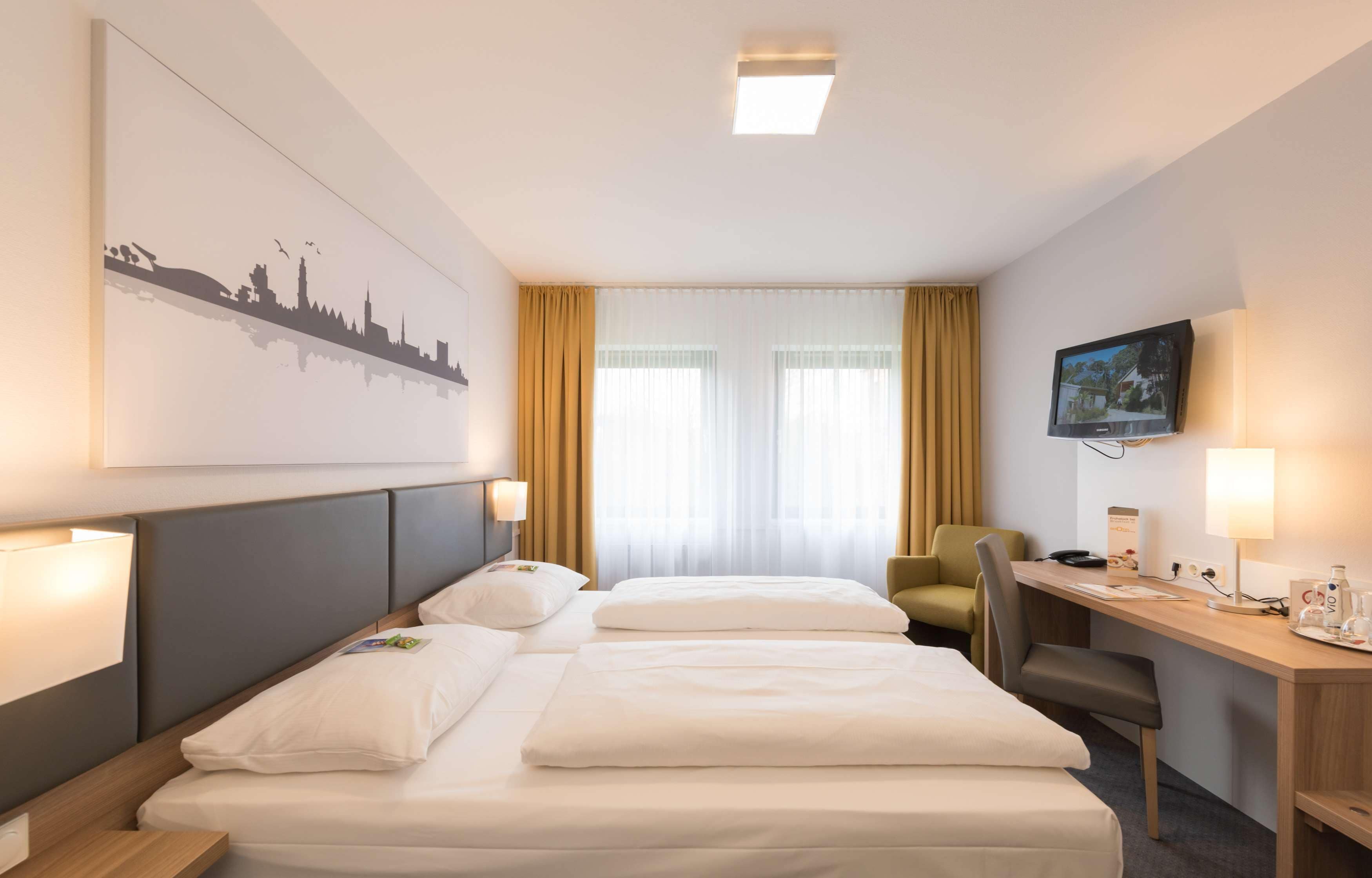 business double room | in-room safe, desk, soundproofing, free cots/infant beds