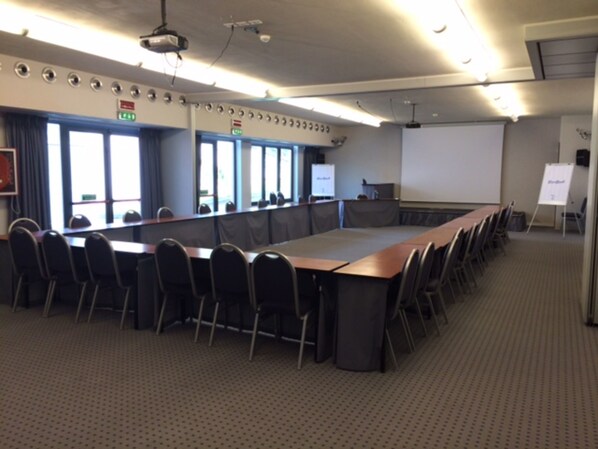 สถานที่จัดงานประชุม