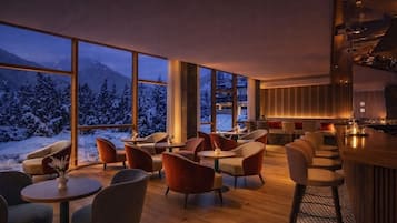 Con vista a la alberca, abre todos los días