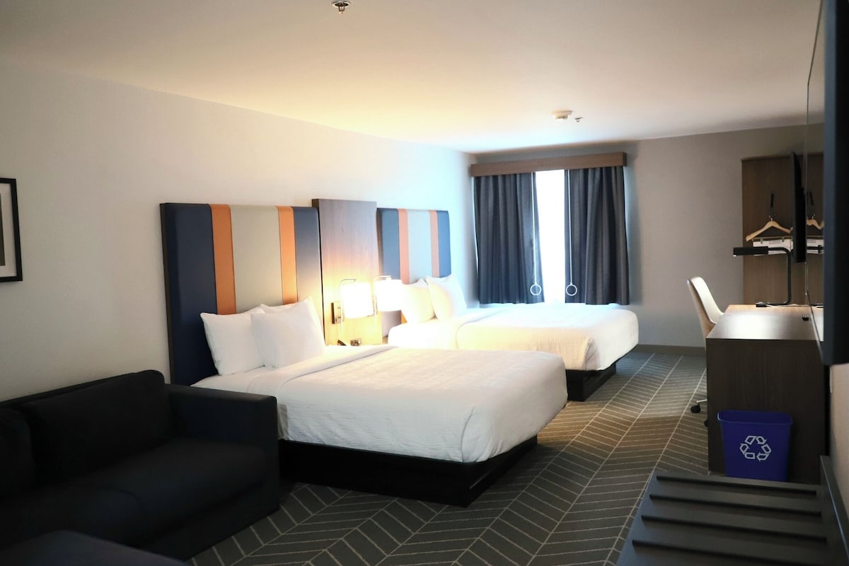 Room, 2 Queen Beds, Accessible, Bathtub (Mobility/Hearing) | Desk, iron/ironing board, free cots/infant beds, free WiFi