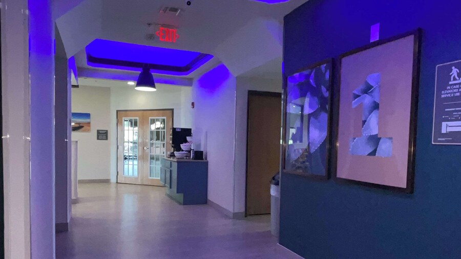 Comfort Suites San Antonio Near Seaworld