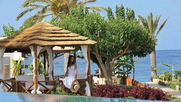 Executive Suite, 1 Bedroom, Private Pool, Sea View | 1 bedroom, Select Comfort beds, minibar, in-room safe