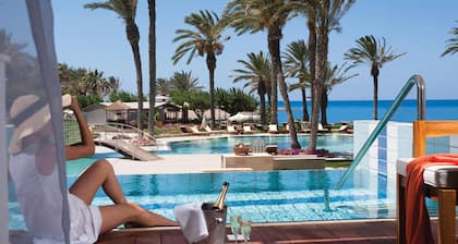 Constantinou Bros Asimina Suites Hotel