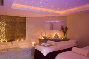 Couples treatment room(s), sauna, steam room, body treatments