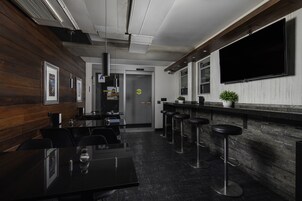 每日供应欧陆式早餐（每人 USD 13.49）