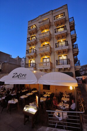 Front of property - evening/night - Hotel San Andrea (Munxar)