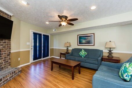 Country Club Villas by Capital Vacations - Image 62