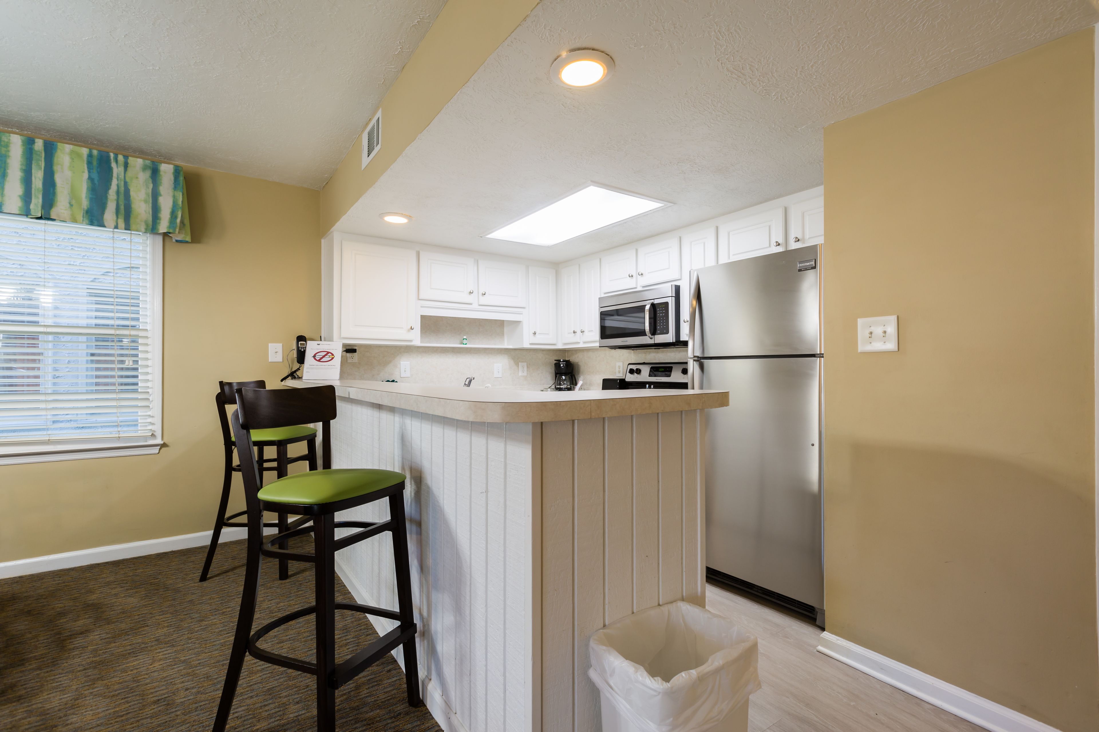 Condo, 3 Bedrooms | Private kitchen