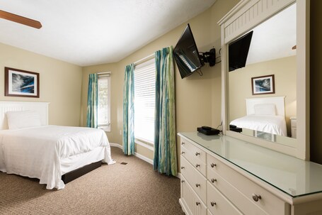 Country Club Villas by Capital Vacations - Image 28