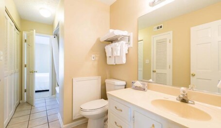 Country Club Villas by Capital Vacations - Image 25