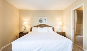 Leilighet, 1 soverom | 1 soverom, senger med overmadrass og strykejern/-brett