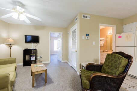Country Club Villas by Capital Vacations - Image 38