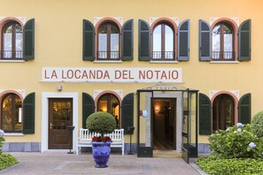 Property entrance - La Locanda del Notaio (Alta Valle Intelvi)
