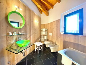 Bathroom - La Locanda del Notaio (Alta Valle Intelvi)