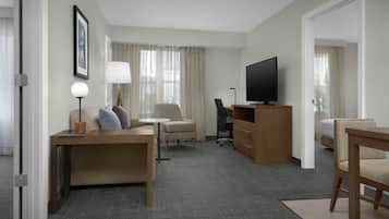 Suite, 2 Bedrooms | Premium bedding, in-room safe, desk, iron/ironing board