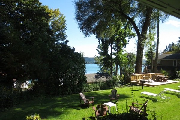 Standard Room, 1 Queen Bed, Non Smoking, Lake View | View from room