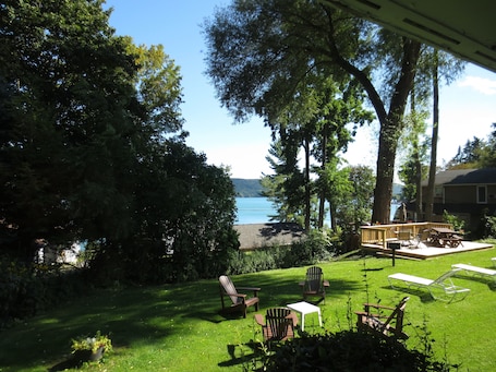 Standard Room, 1 Queen Bed, Non Smoking, Lake View | View from room. Hickory Grove Motor Inn