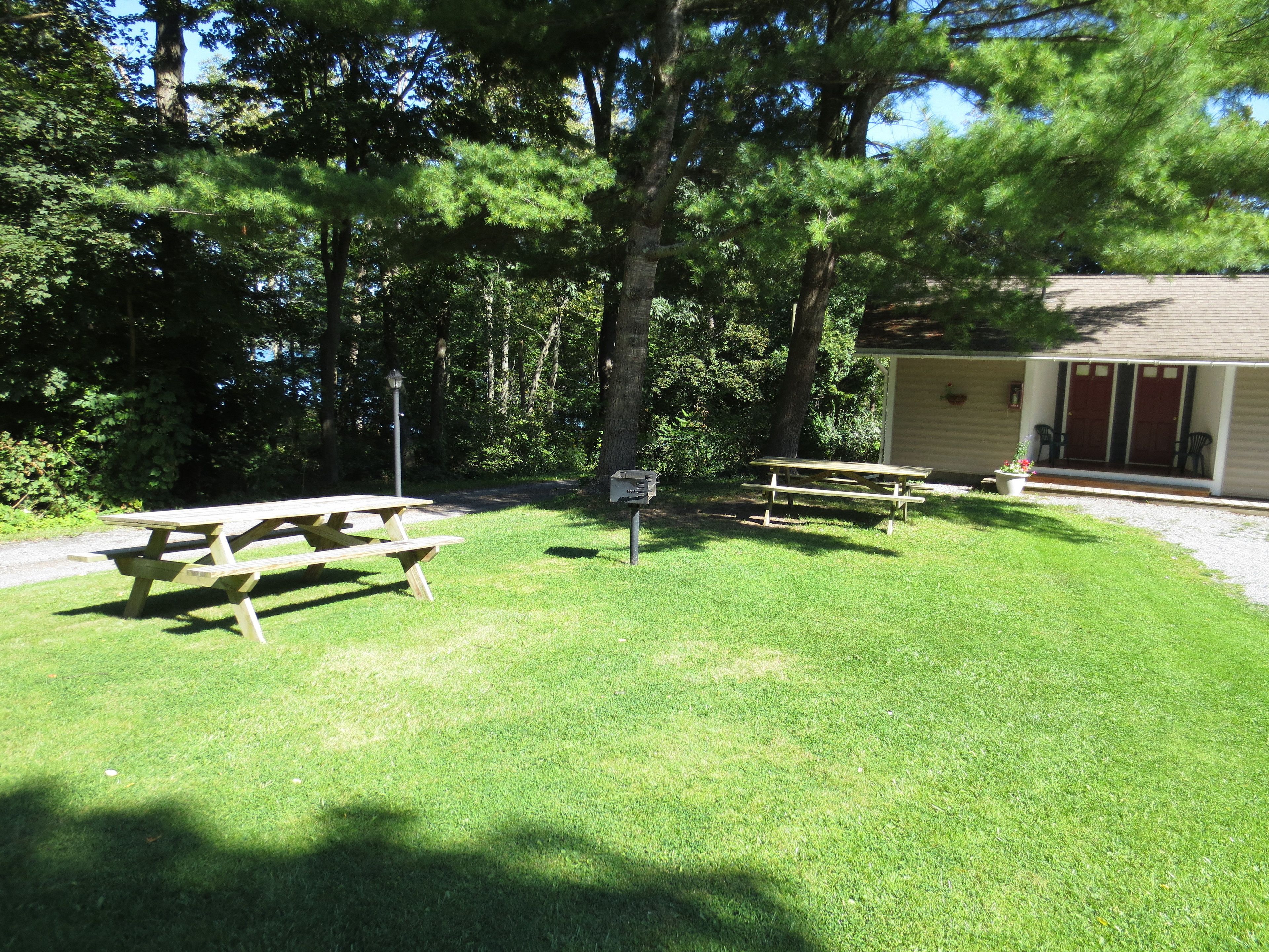 bbq/picnic area