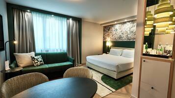 Chambre Premium, 1 trÚs grand lit et 1 canapé-lit