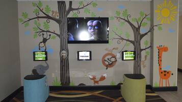 Área de juegos infantiles techada
