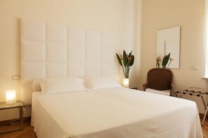 In-room safe, desk, soundproofing, iron/ironing board