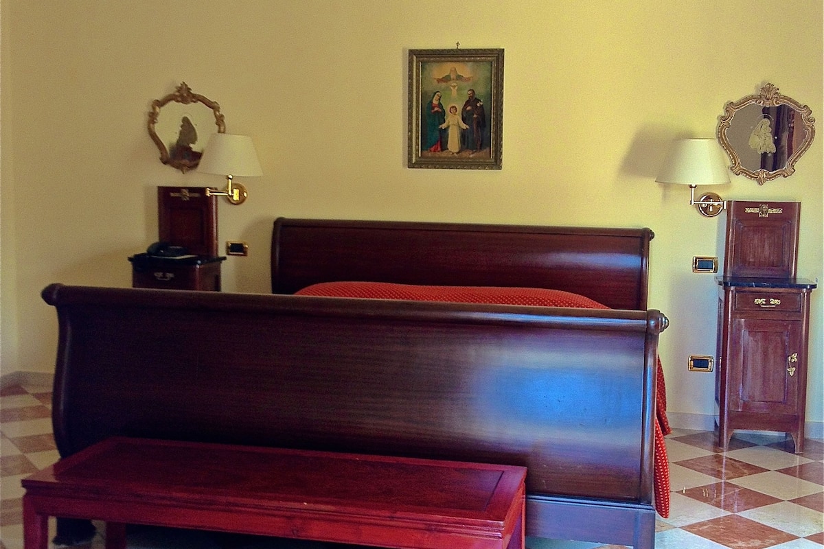 Double Room | Minibar, in-room safe, cribs (surcharge), rollaway beds (surcharge)