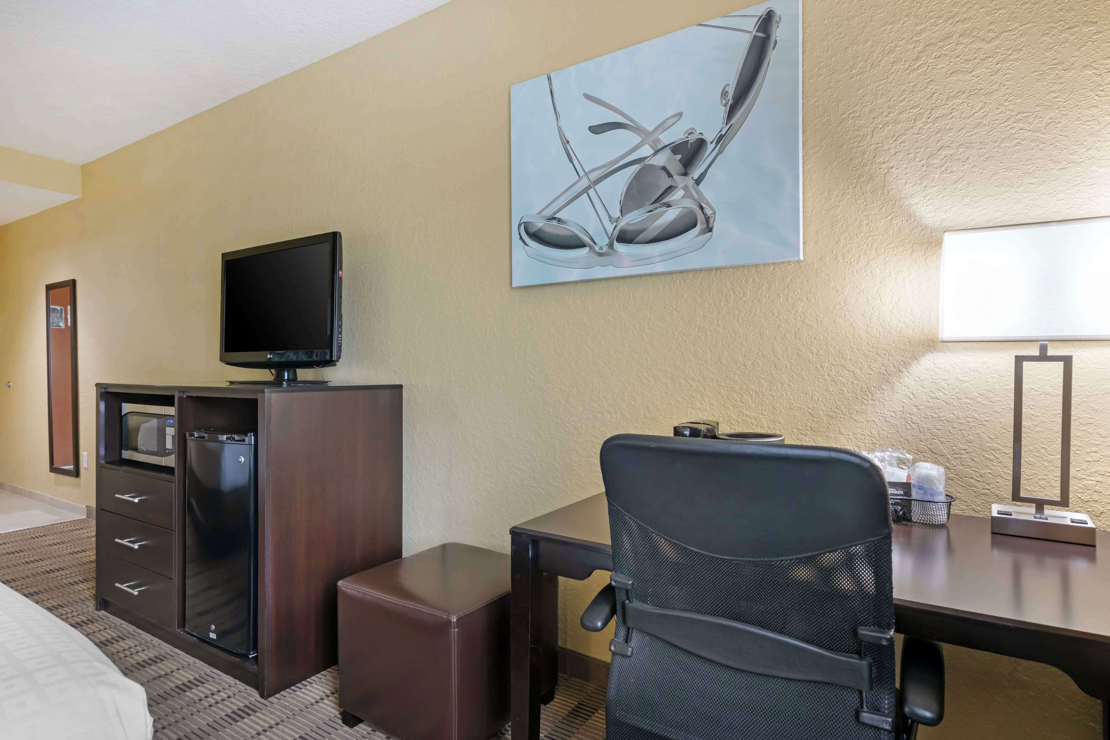 standard room, 2 queen beds, non smoking, refrigerator & microwave | desk, laptop workspace, iron/ironing board, free cots/infant beds