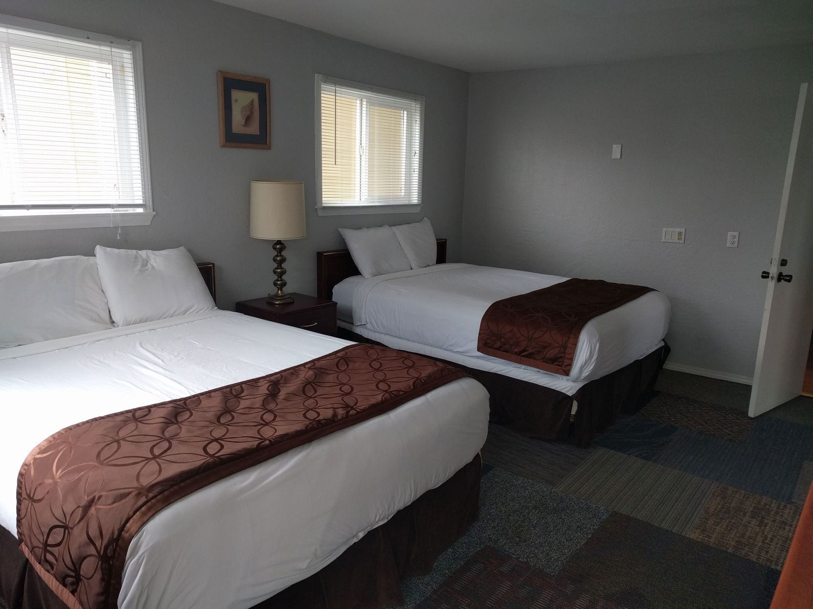 Individually decorated, free WiFi, bed sheets